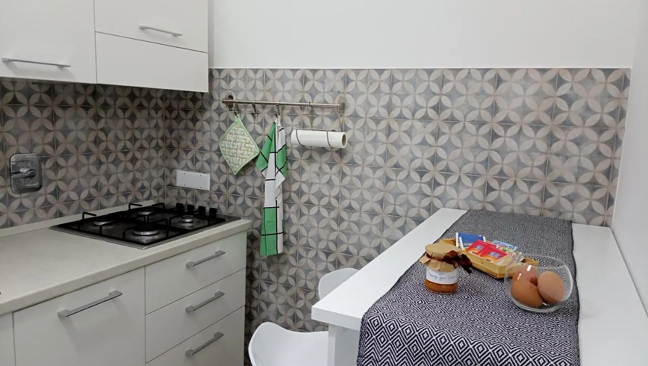 ליפארי Holiday Home Tarinuzza דירה