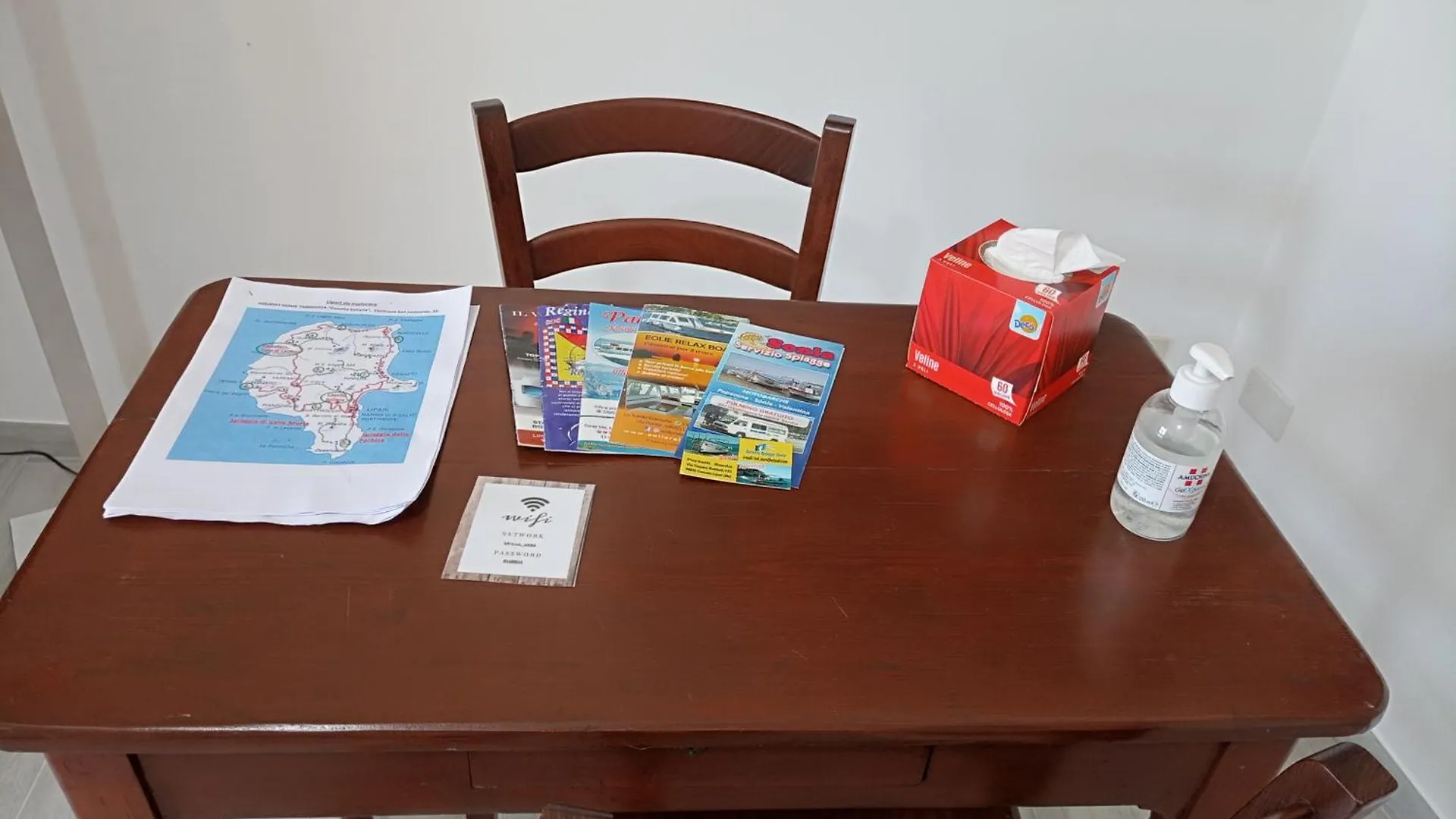 ליפארי Holiday Home Tarinuzza דירה
