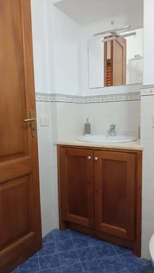 Апартаменты Holiday Home Tarinuzza Липари